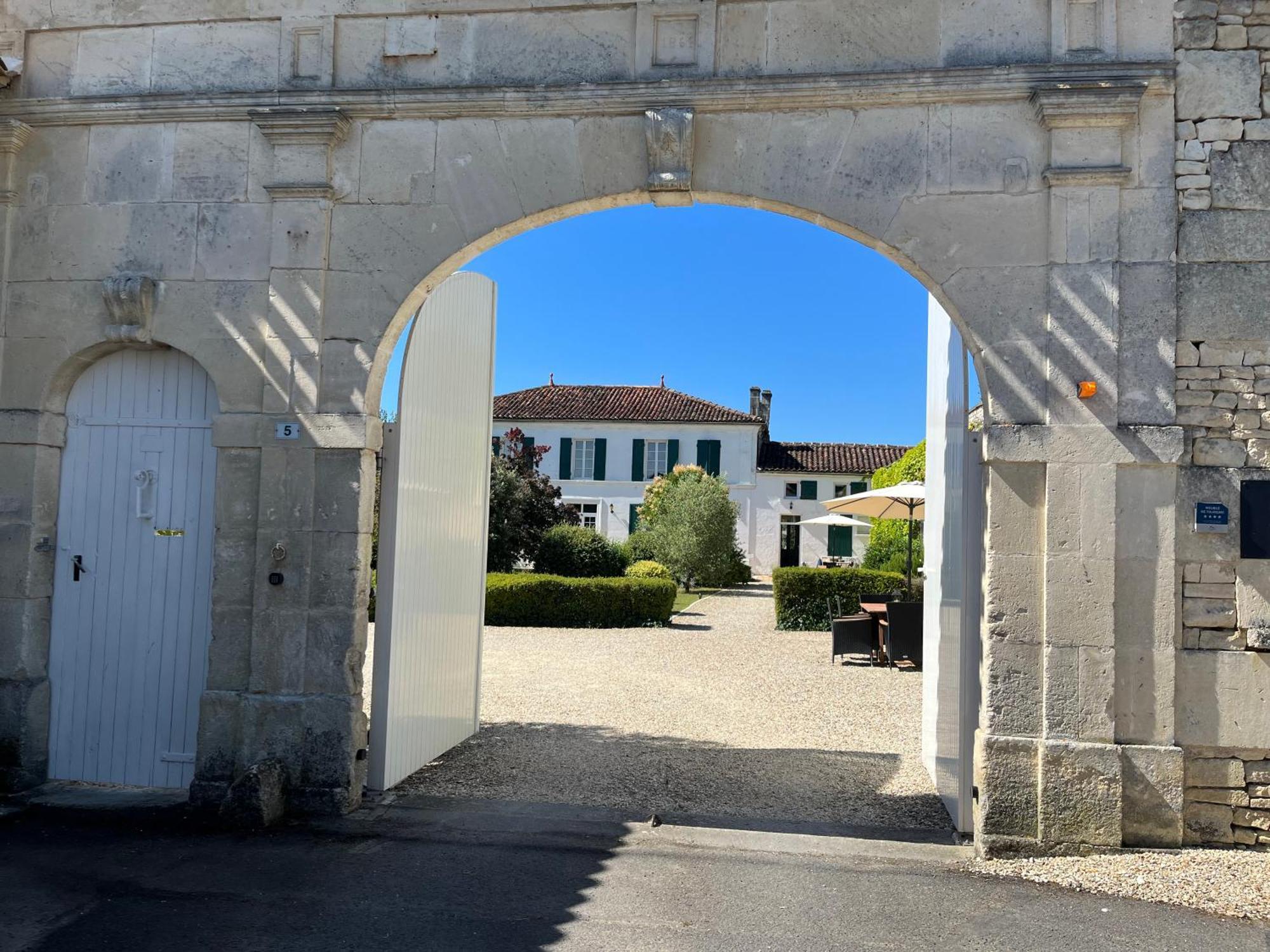 1854 Chassors Villa Eksteriør bilde